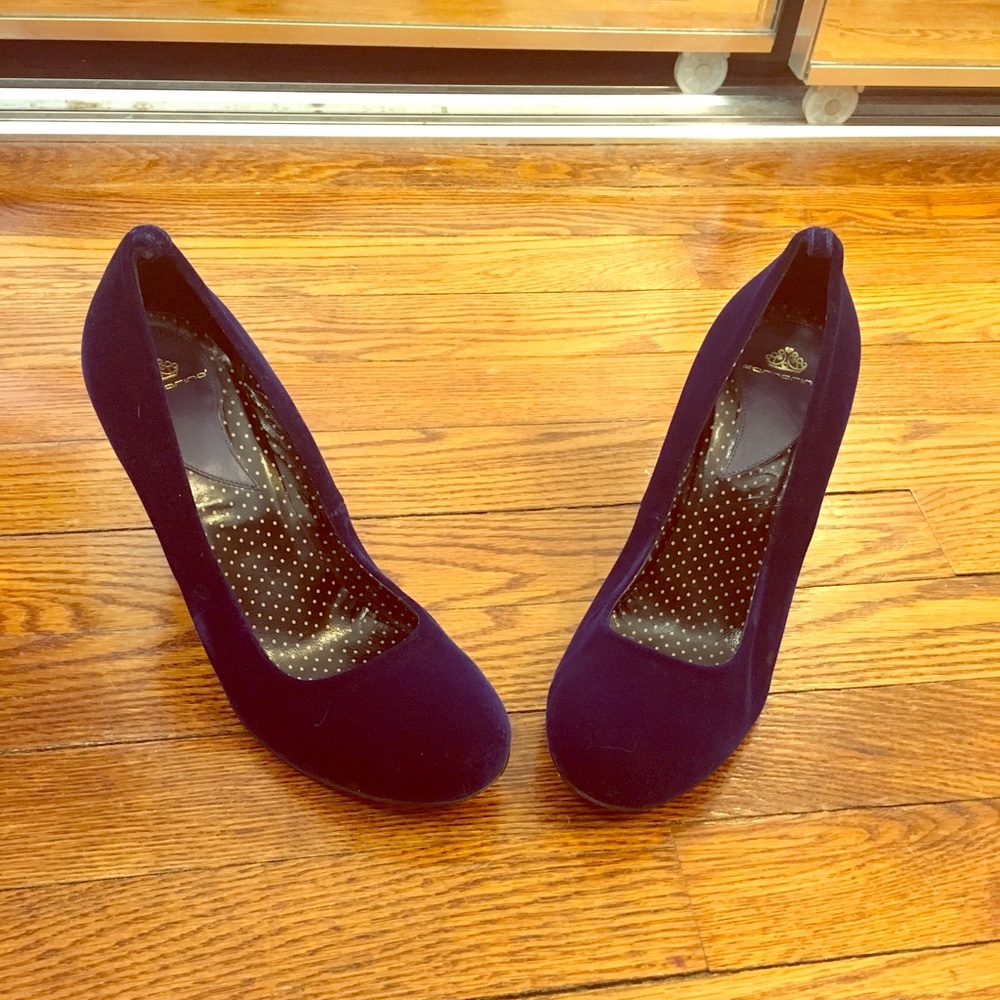 Fornarina blue velvet high heels